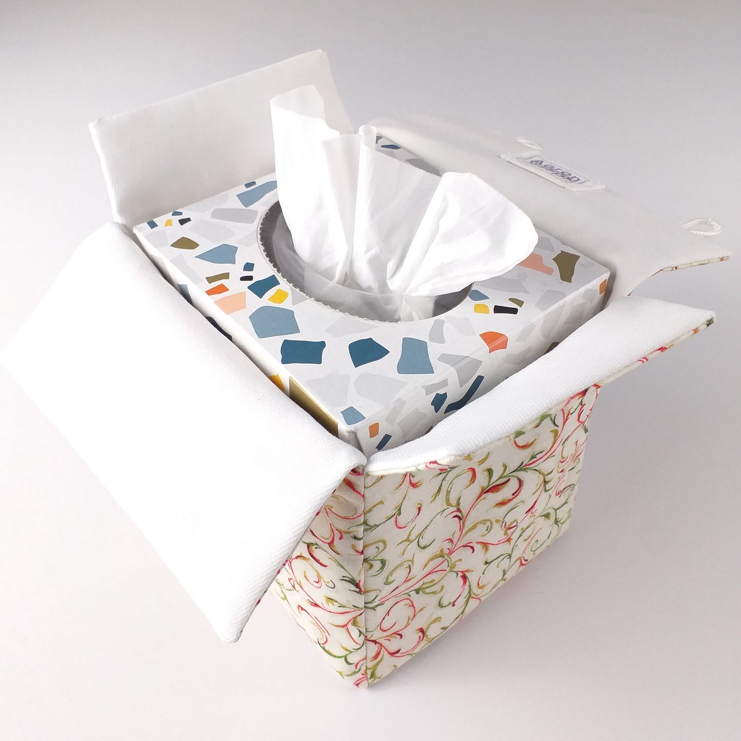 Cube Fabric Tissue Box Cover - Christmas Filigree Design