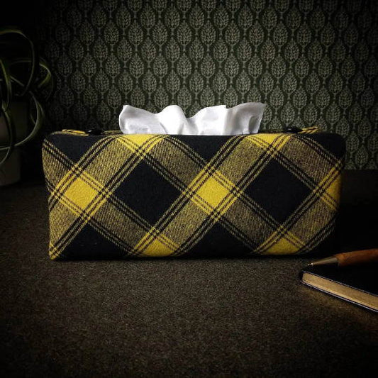 Rectangle tissue box cover with black and yellow plaid pattern