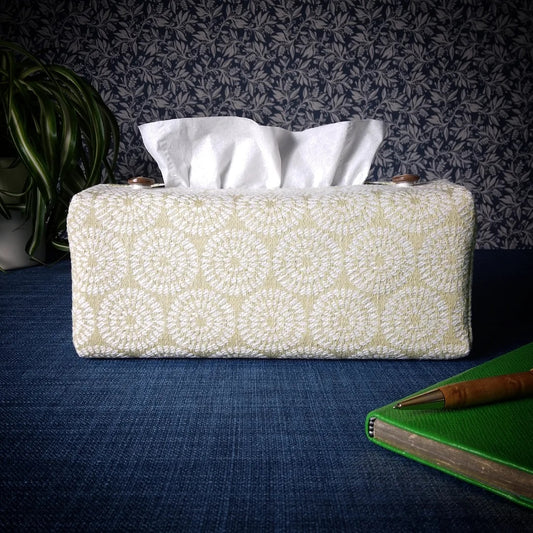 Rectangle tissue box cover with white retro daisy design on light yellow background