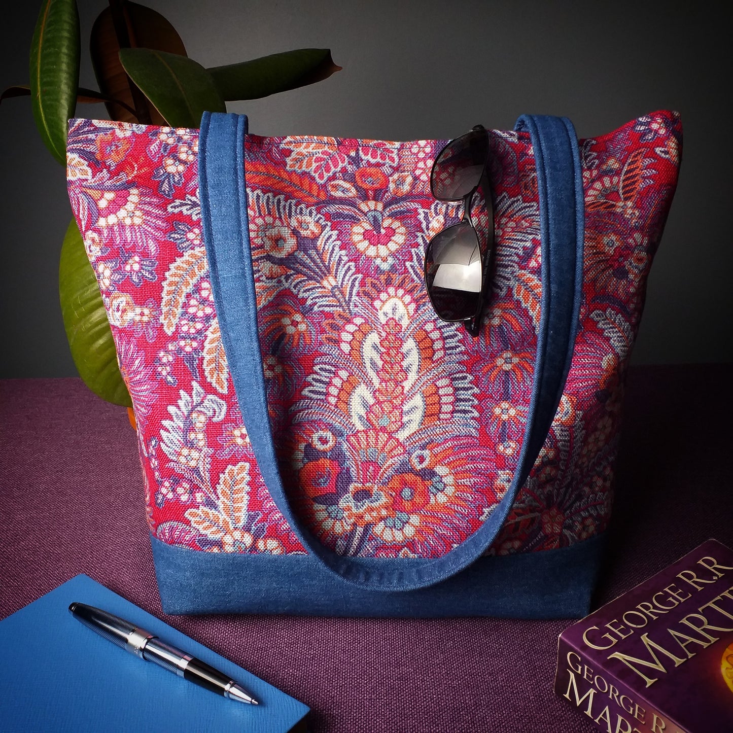 Deluxe Tote Bag - Two Tone Red Floral