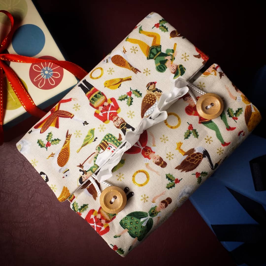 Cube Fabric Tissue Box Cover - Twelve Days of Christmas Design